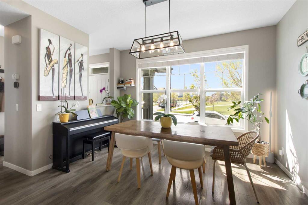 7 Masters Square SE, Calgary, AB, T3M2N3 photo 4