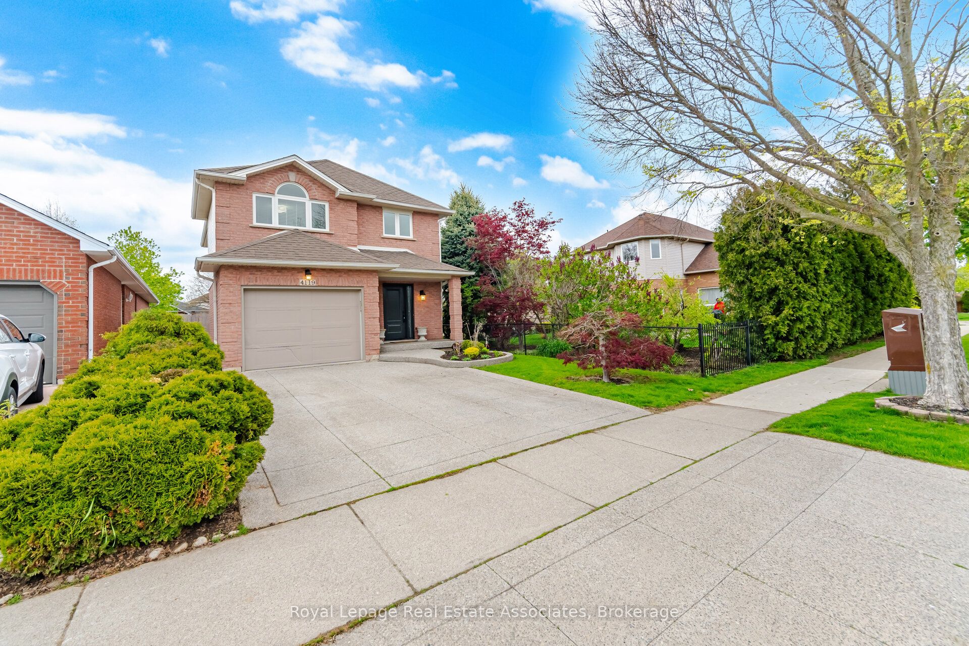 4119 Continental Drive, Burlington, ON, L7M 4L1 photo 3