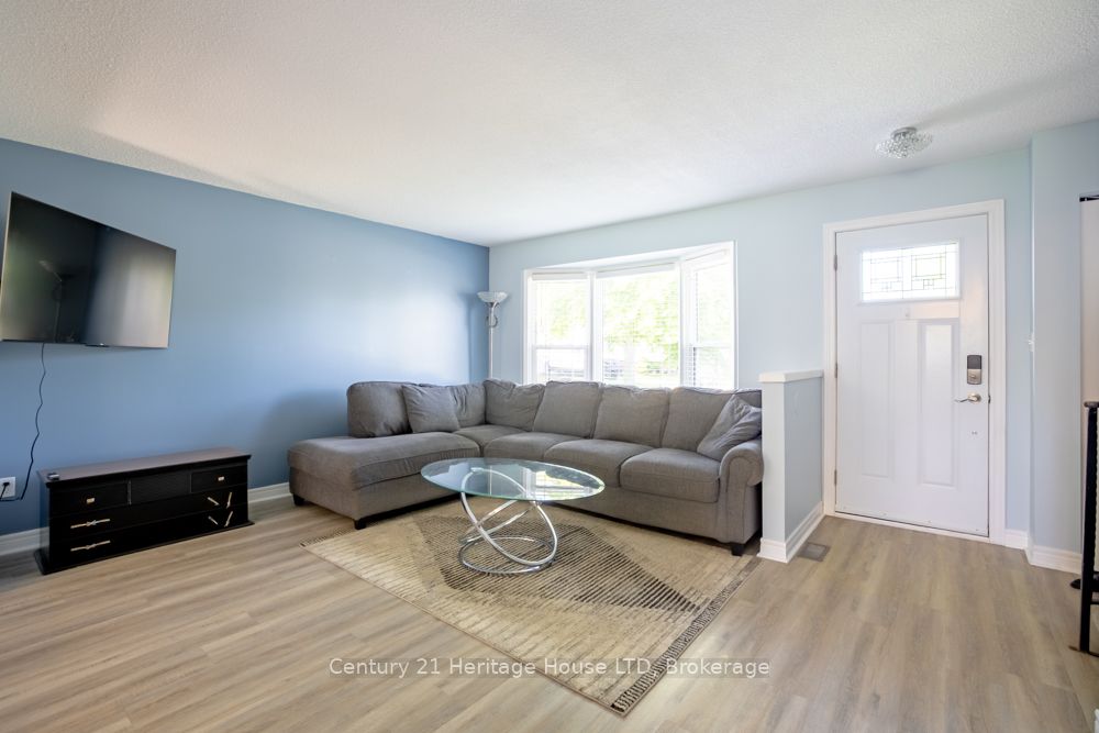 20 Baldwin Circle, Thorold, ON, L2V 4H5 photo 5