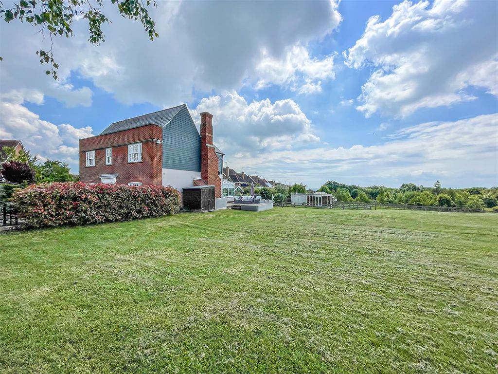 Additional image 18 of 5 bed detached house for saleAshingdon Heights, Rochford SS4