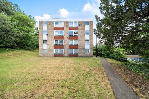 Bramley Hill, South Croydon CR2