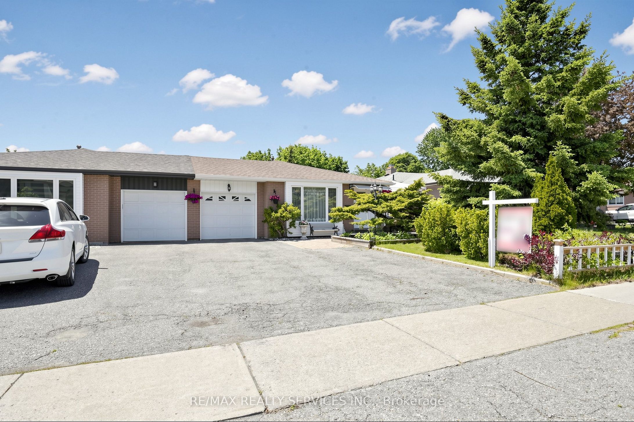 Additional image 3 of 36 Glenvale Boulevard, Brampton, ON, L6S 1J1