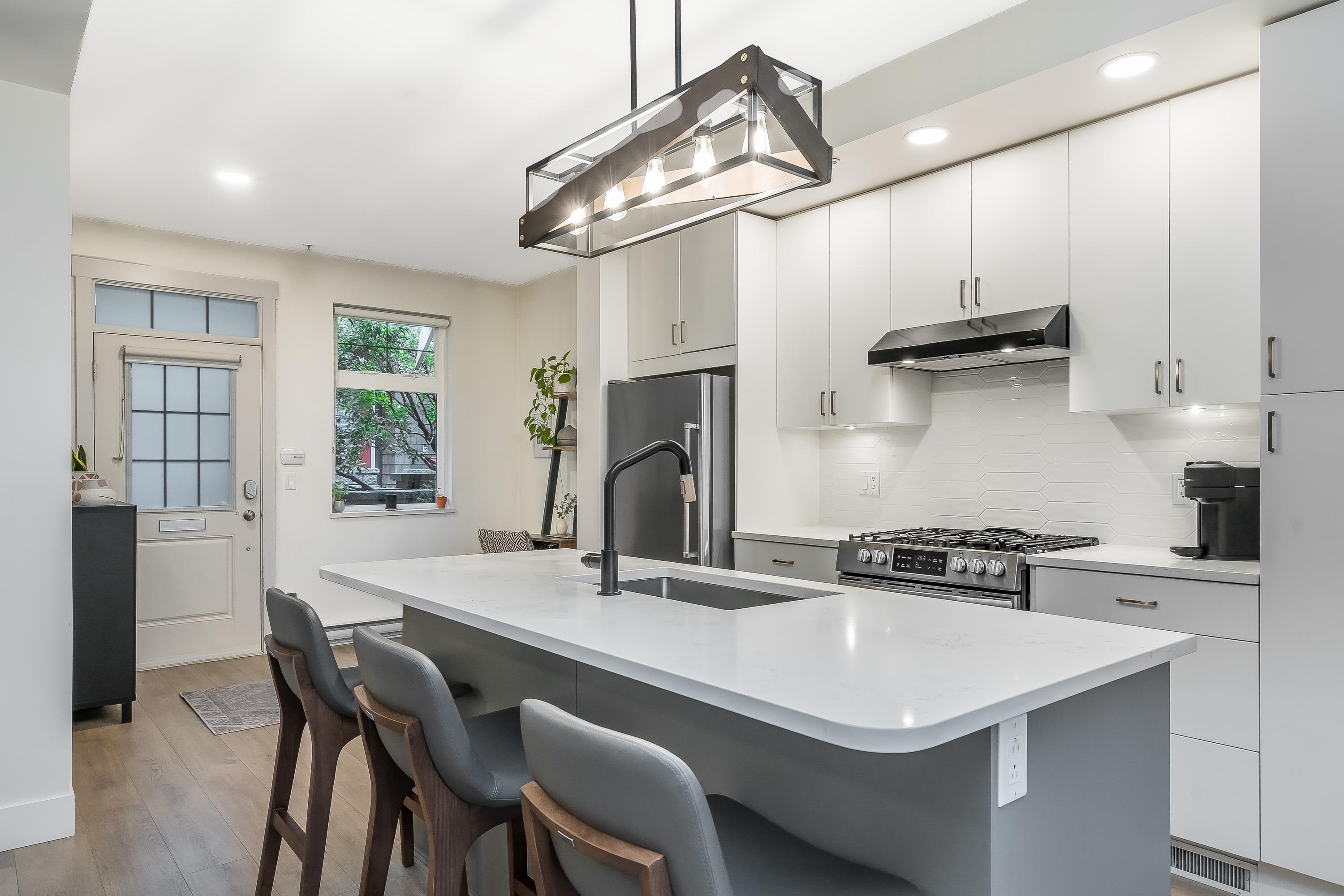 2268 St. George Street, Vancouver, BC, V5T 3R2 photo 5