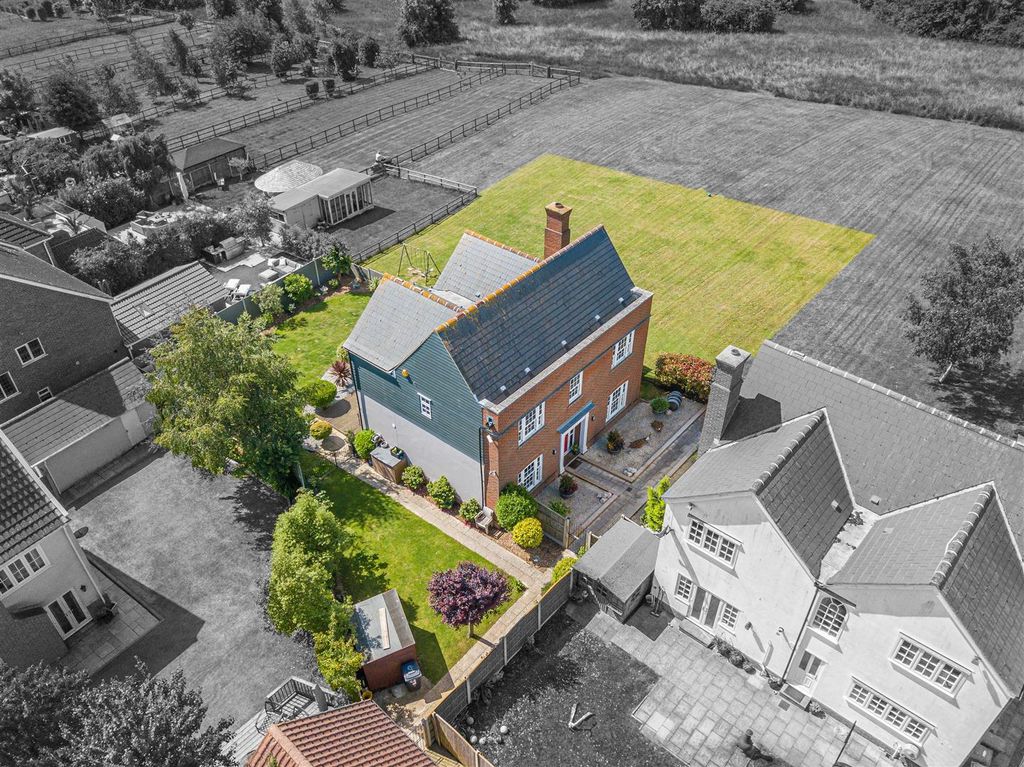 5 bed detached house for saleAshingdon Heights, Rochford SS4