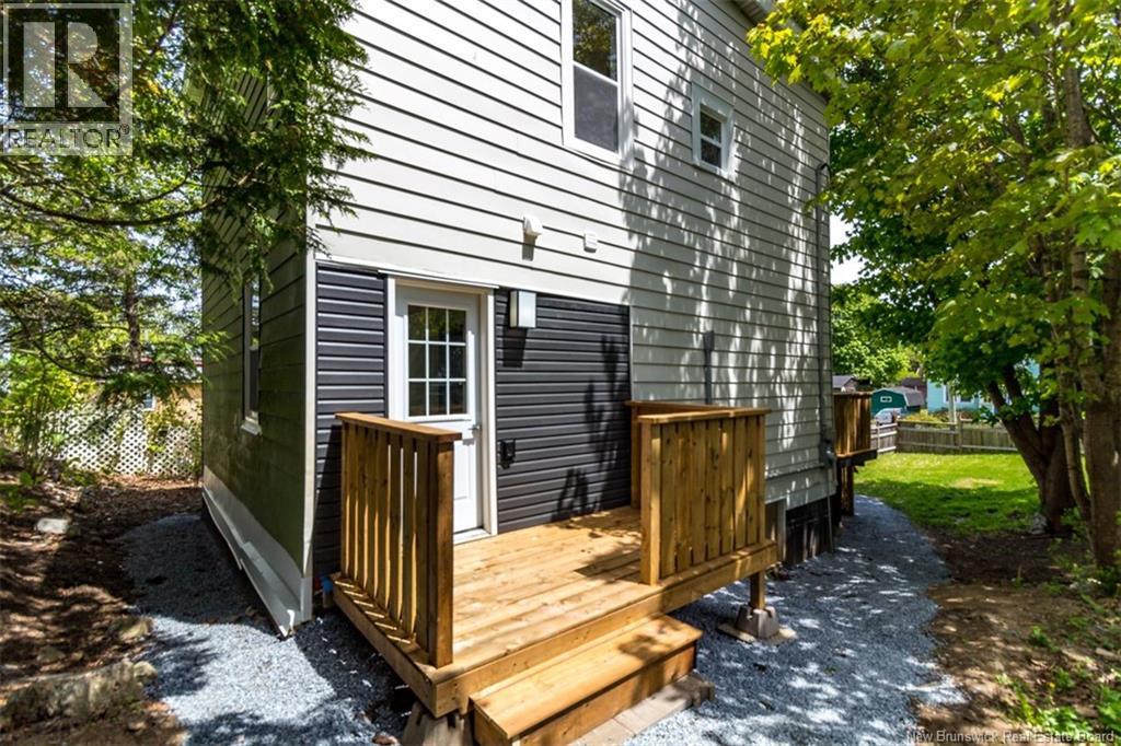 229 Rodney Street, Saint John, NB, E2M1X5 photo 3