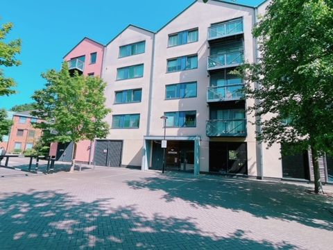 Union Lane, Isleworth TW7