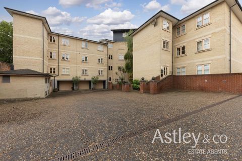 Lower Clarence Road, Norwich NR1