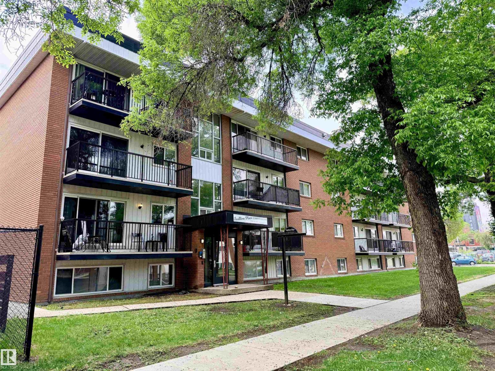 102-10149 83 Avenue NW, Edmonton, AB, T6E2C5