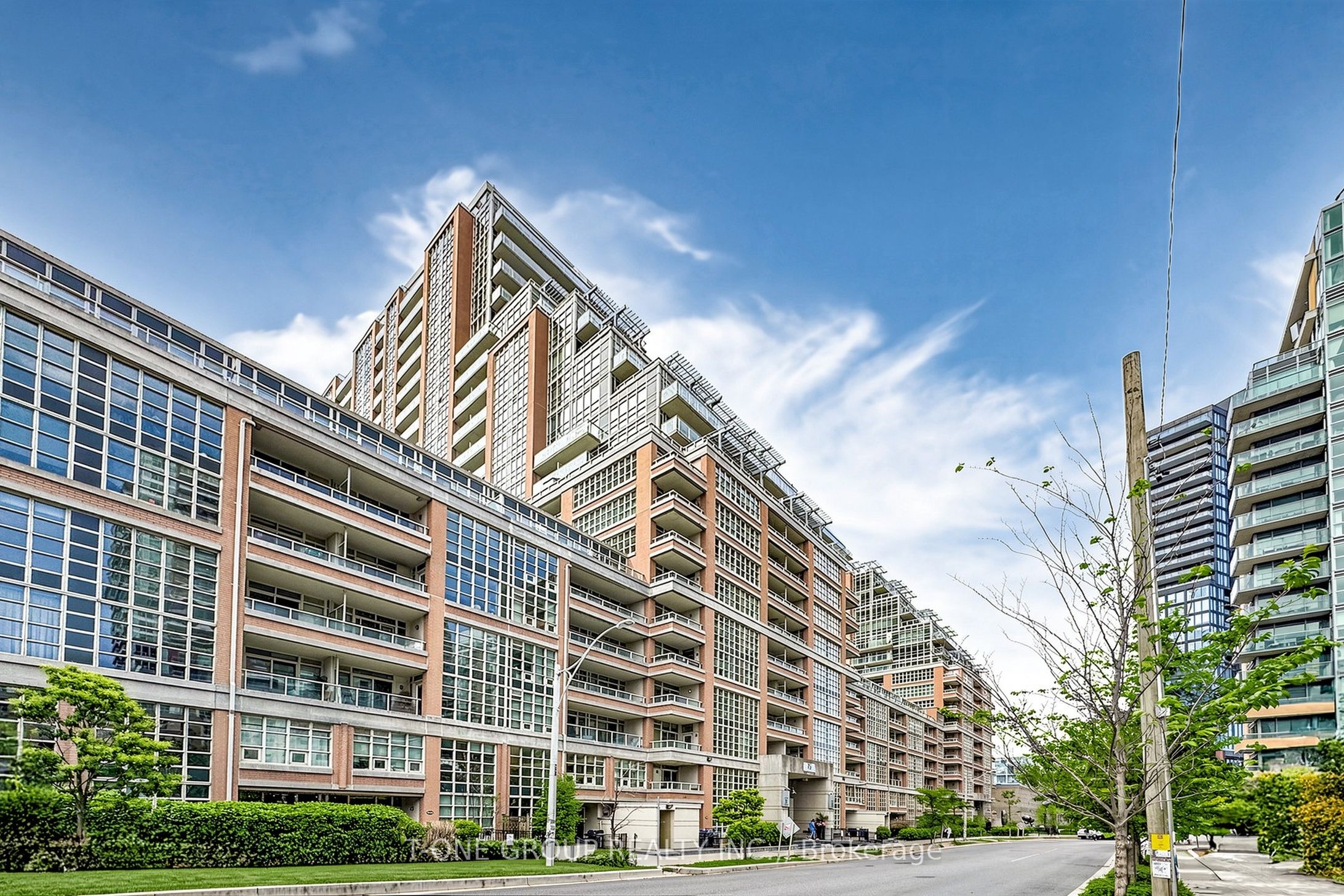 2201-75 East Liberty Street, Toronto, ON, M6K 3R3