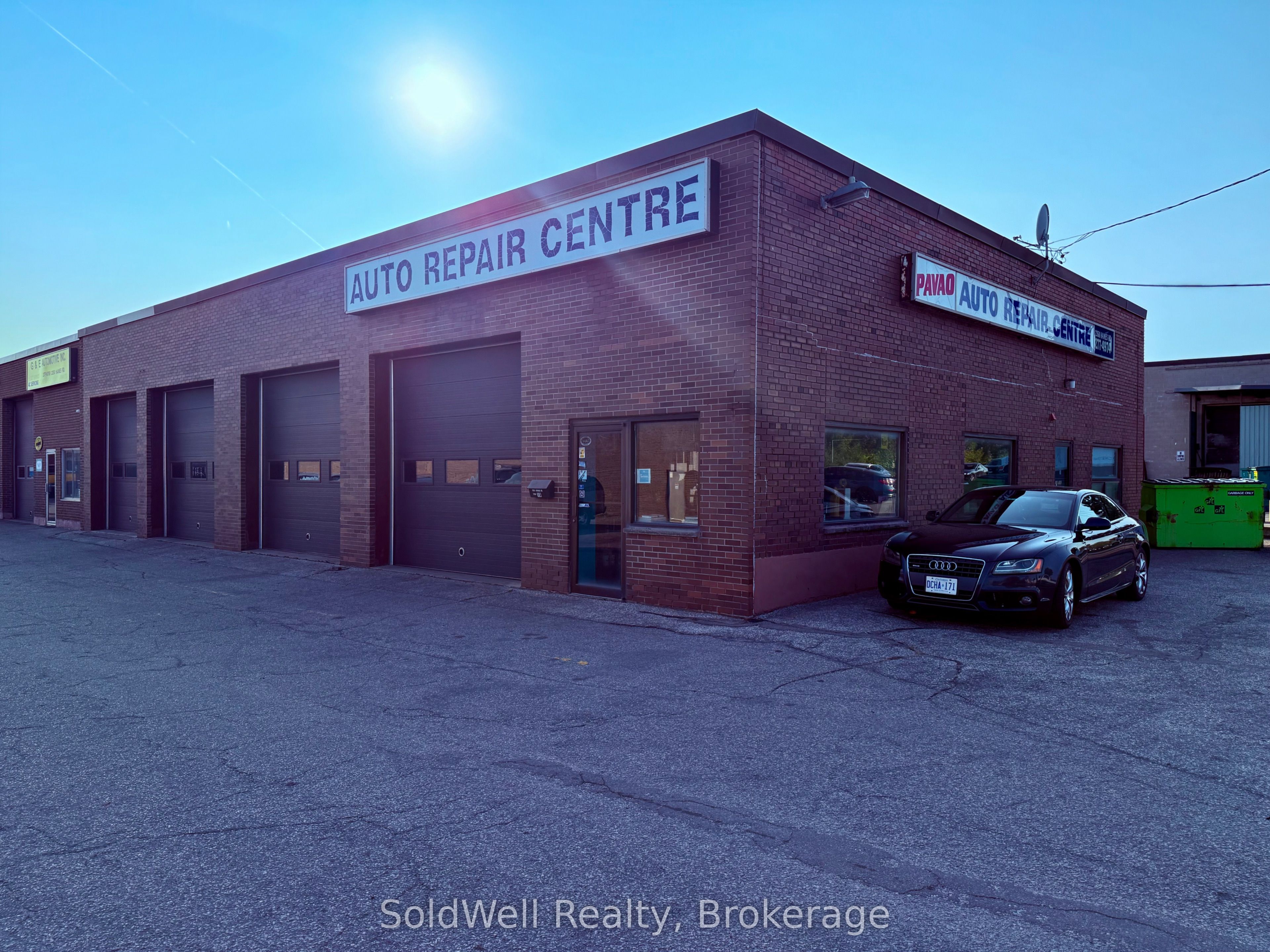 1A-2350 Haines Road, Mississauga, ON, L4Y 1Y6