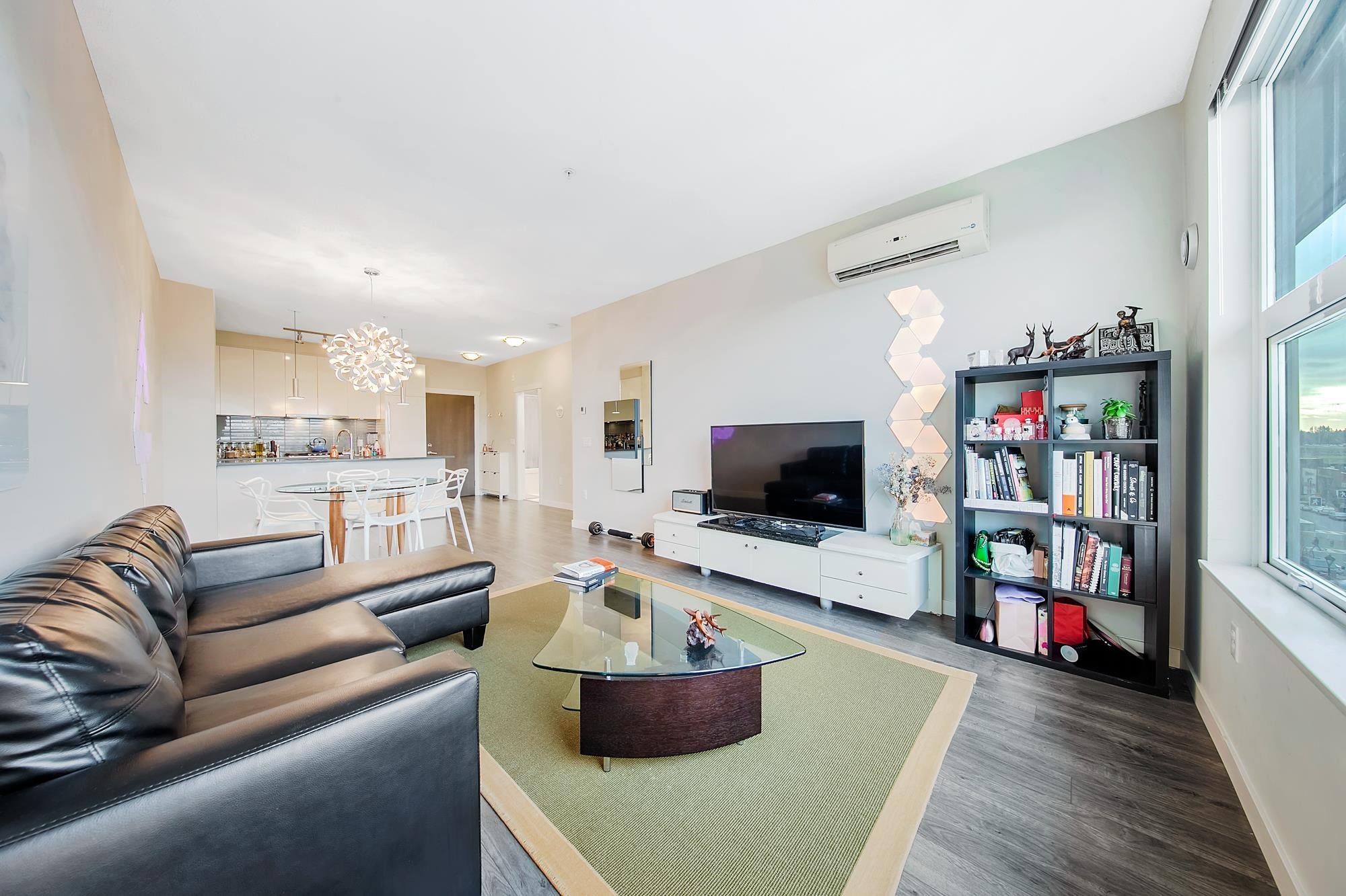 521-9311 Alexandra Road, Richmond, BC, V6X 0L8