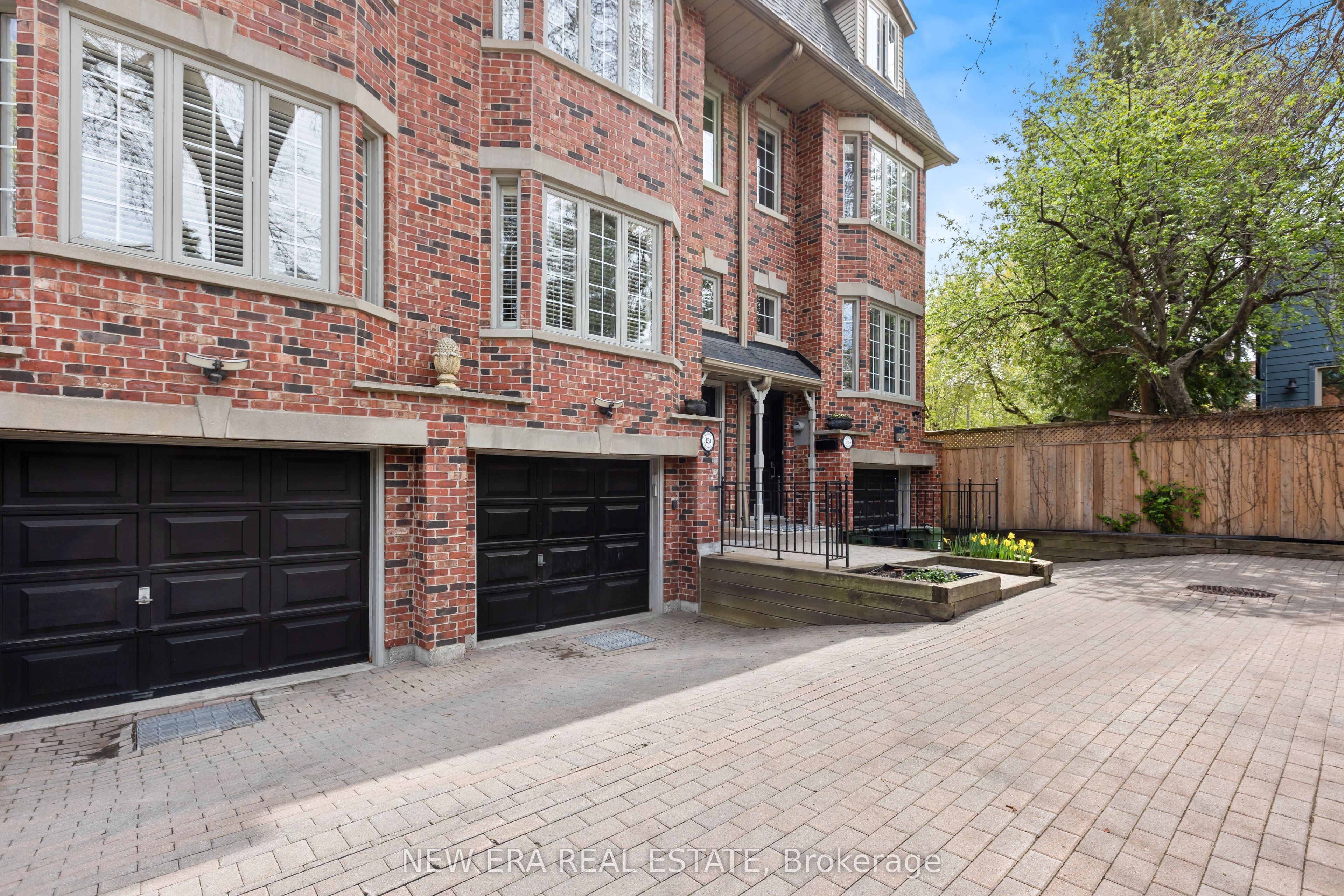 Additional image 2 of B-35 Spruce Street, Toronto, ON, M5A 2H8