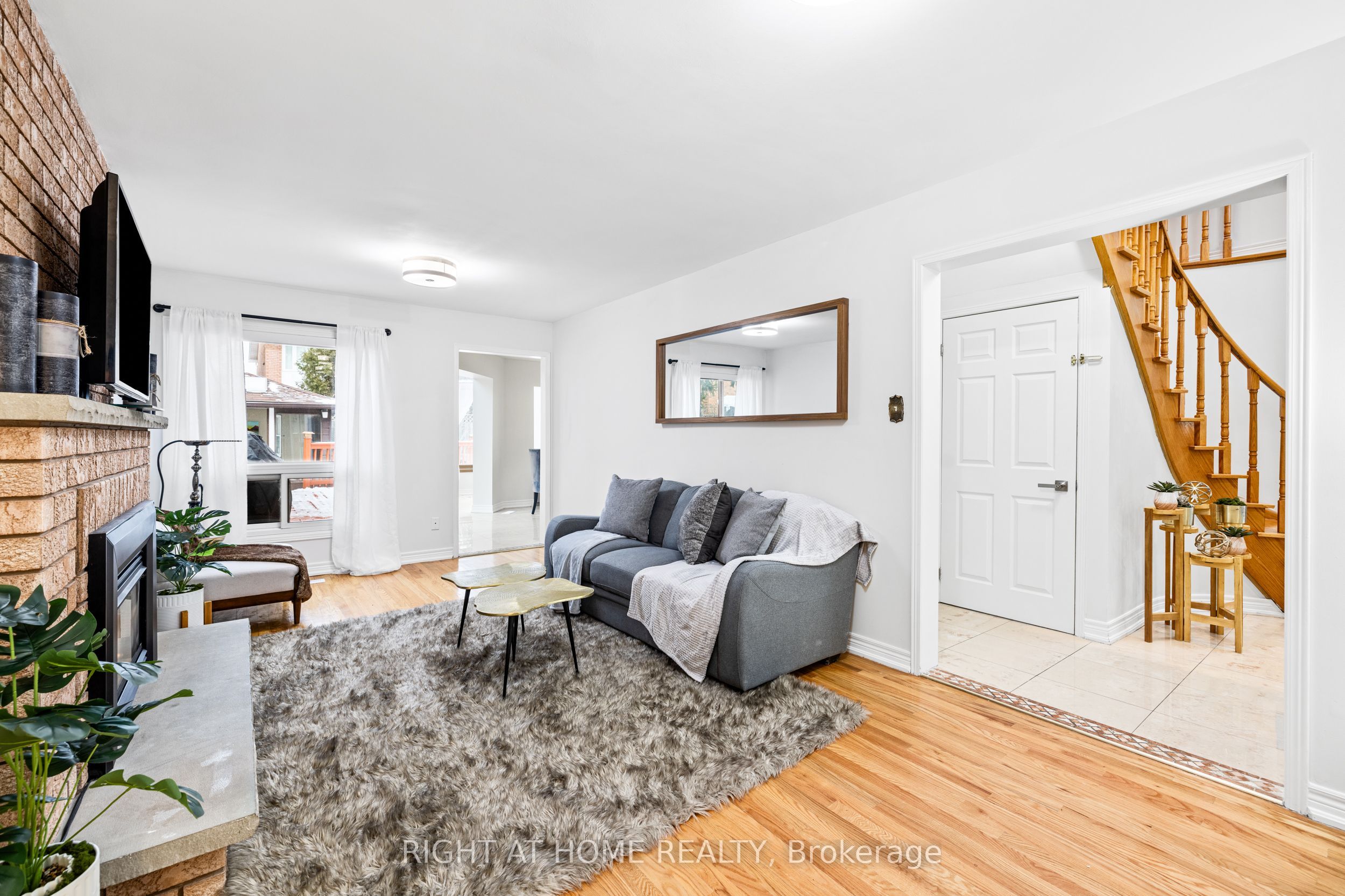 Additional image 5 of 4469 Idlewilde Crescent, Mississauga, ON, L5M 4E8