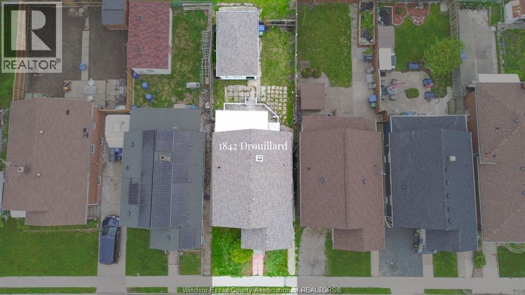 1842 Drouillard , Windsor, ON, N8W3X5 photo 2