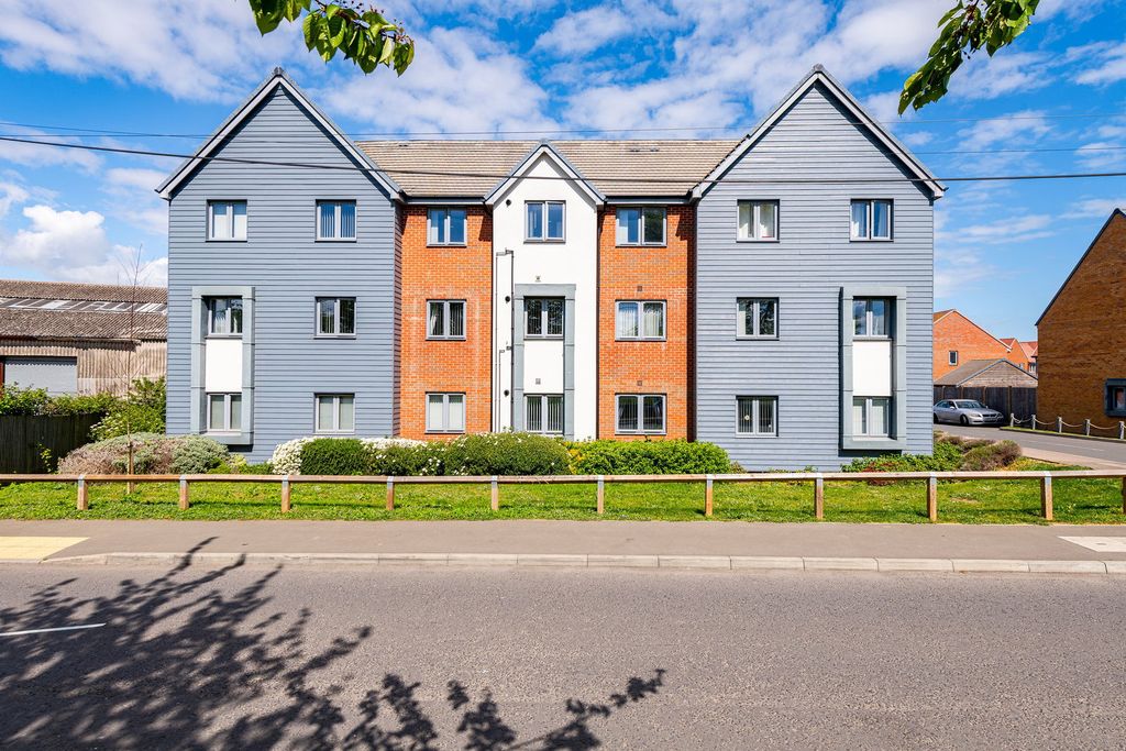 Additional image 15 of 2 bed flat for saleBaird Way, Minster On Sea, Sheerness ME12