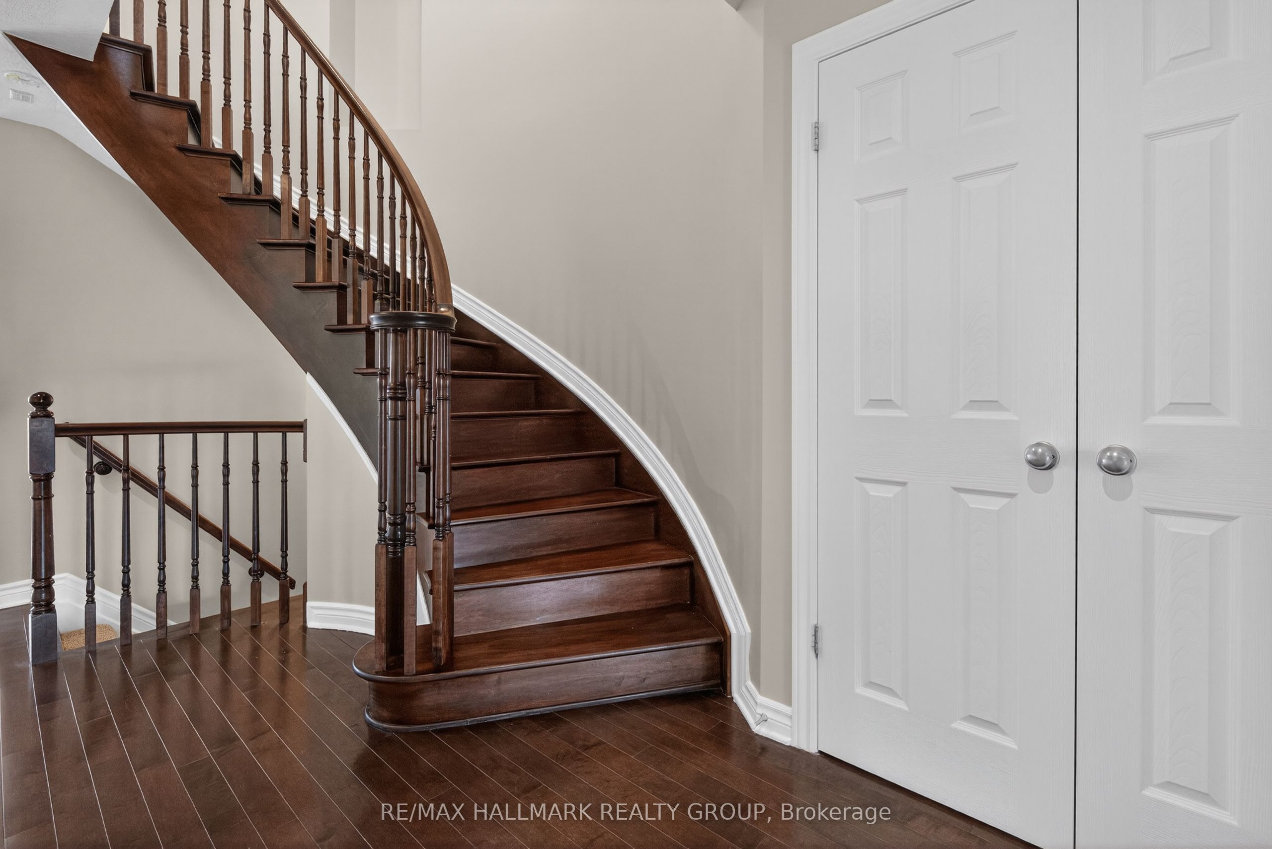 Additional image 5 of 236 Trailsedge Way, Ottawa, ON, K1W 0E8