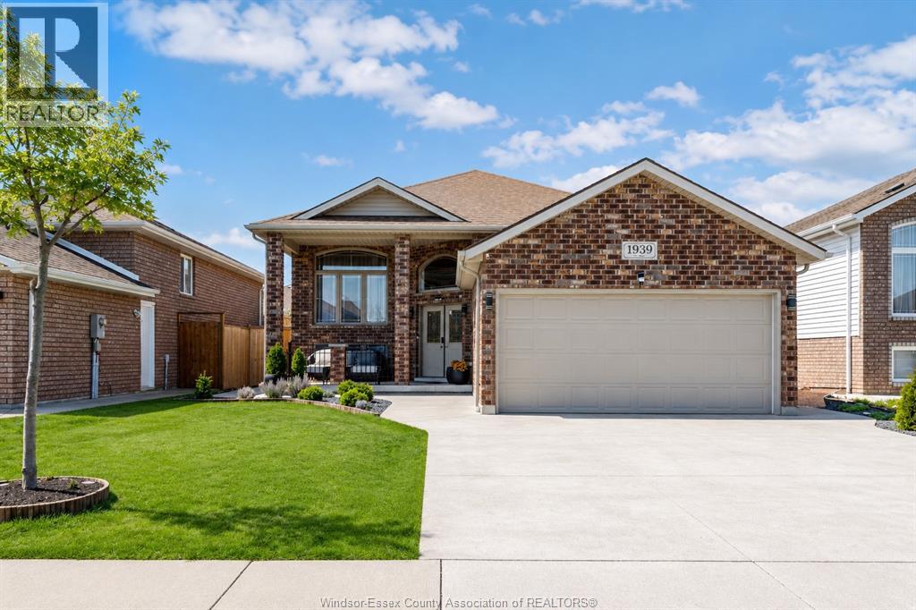 1939 Everts Avenue, Windsor, ON, N9B0B6