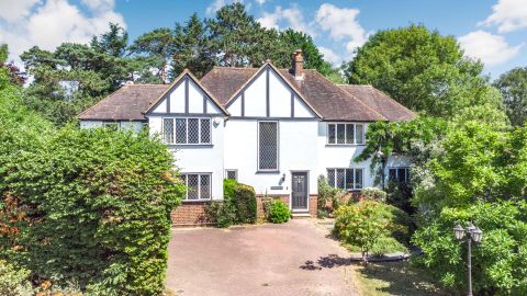 Oakwood Close, Chislehurst BR7