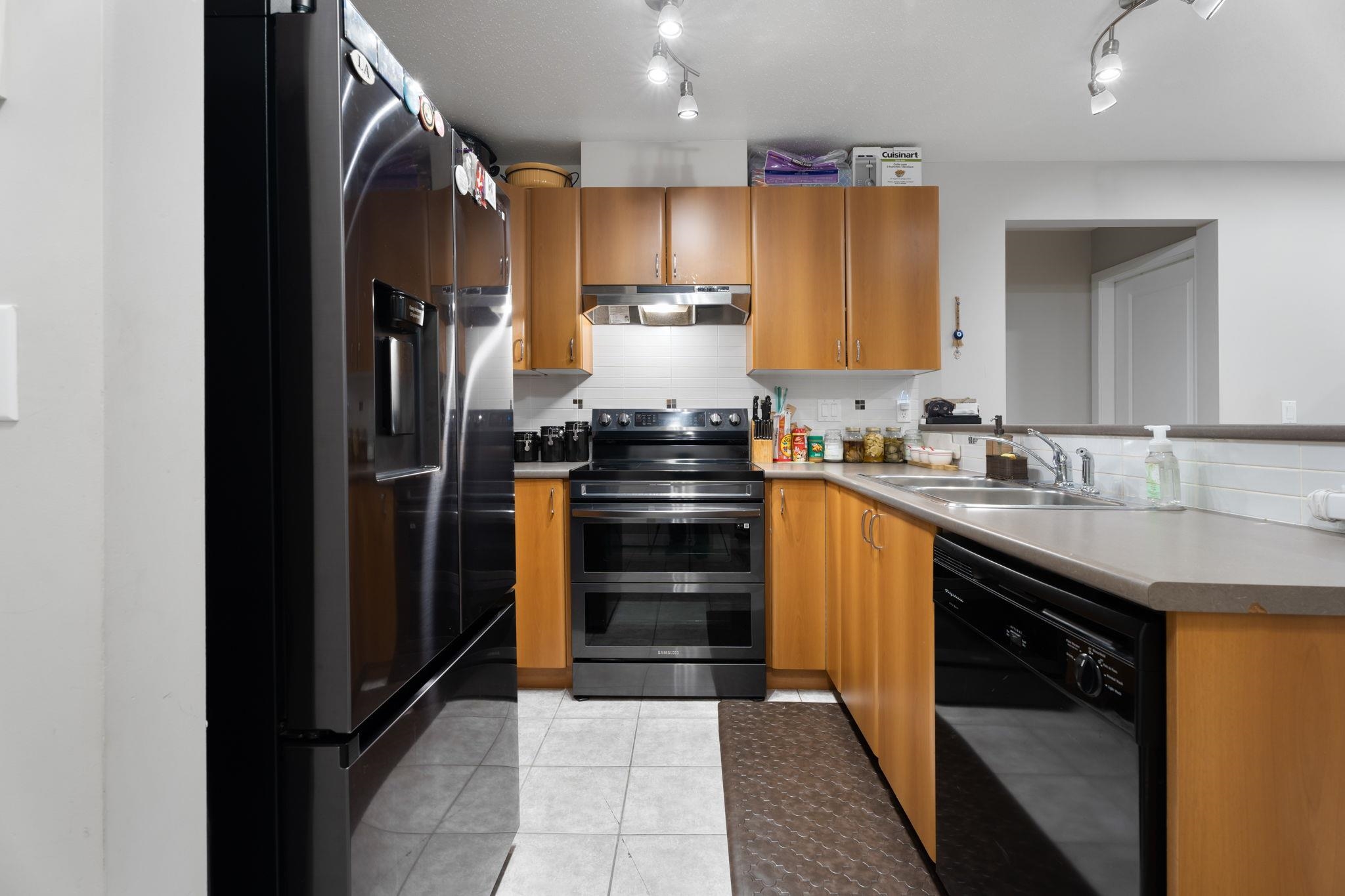 Additional image 5 of 203-14885 105 Avenue, Surrey, BC, V3R 2V6
