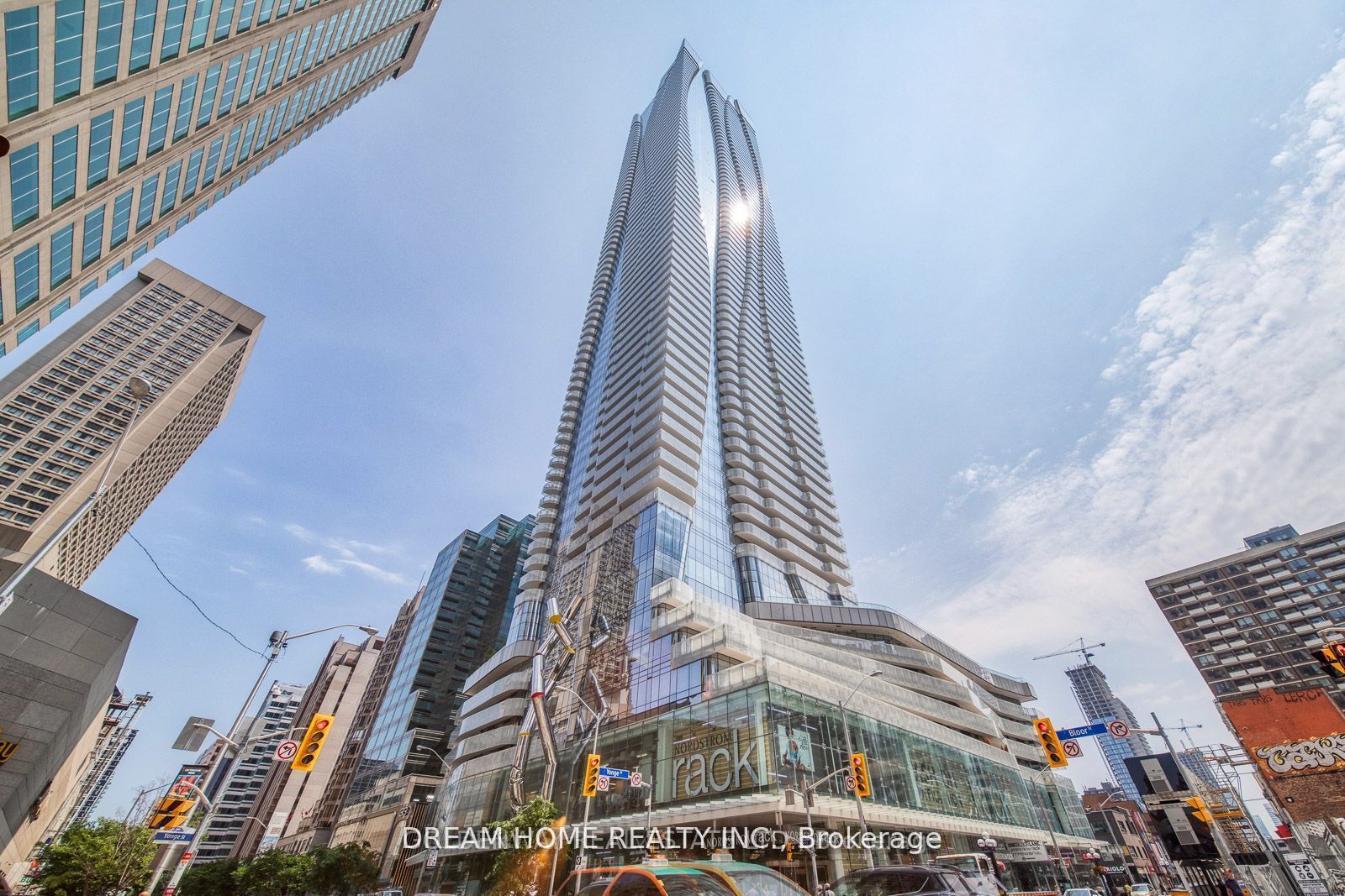 3708-1 Bloor Street E, Toronto, ON, M4W 1A9