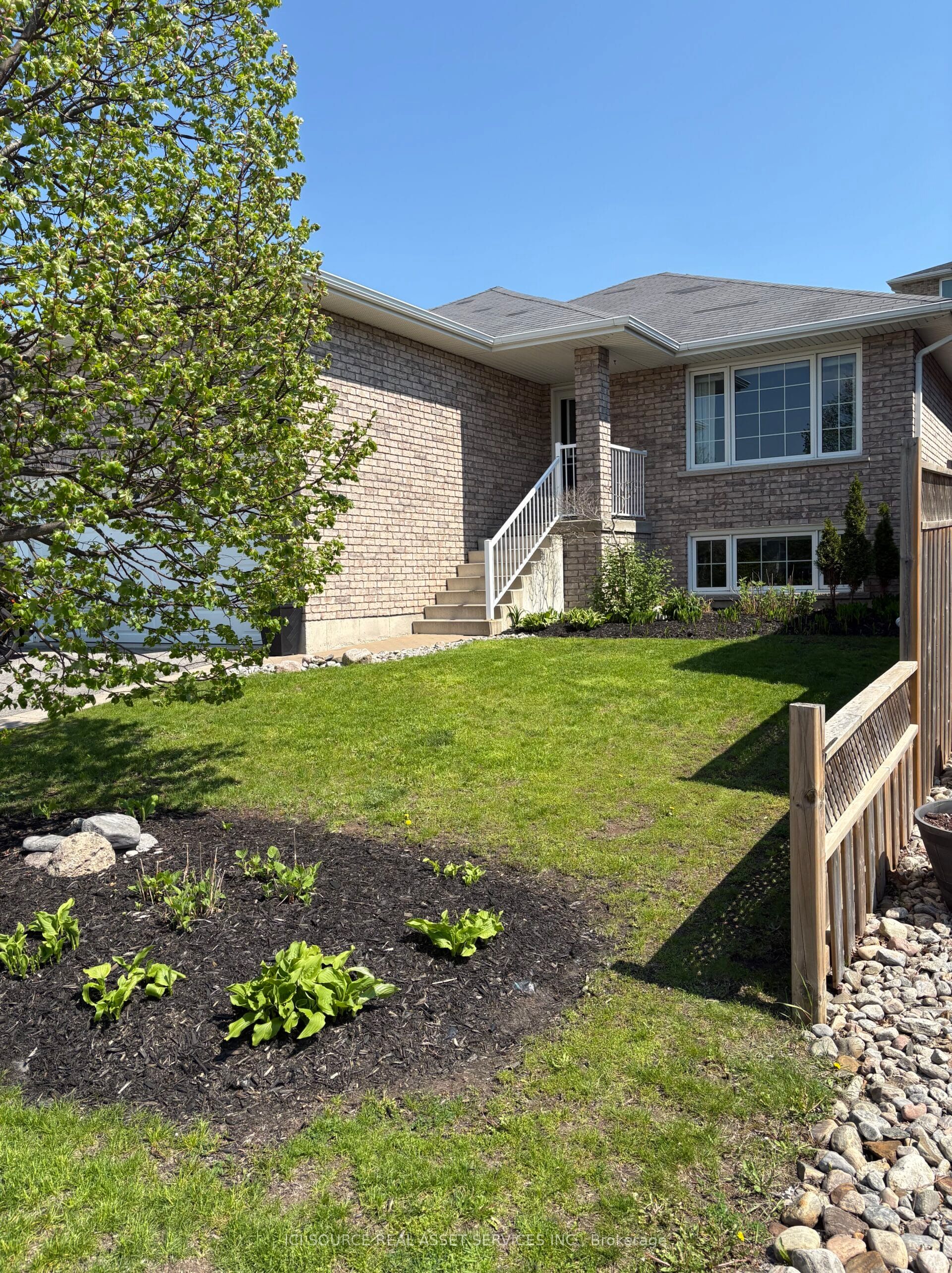 401 Bianco Crescent, Peterborough, ON, K9K 0A3