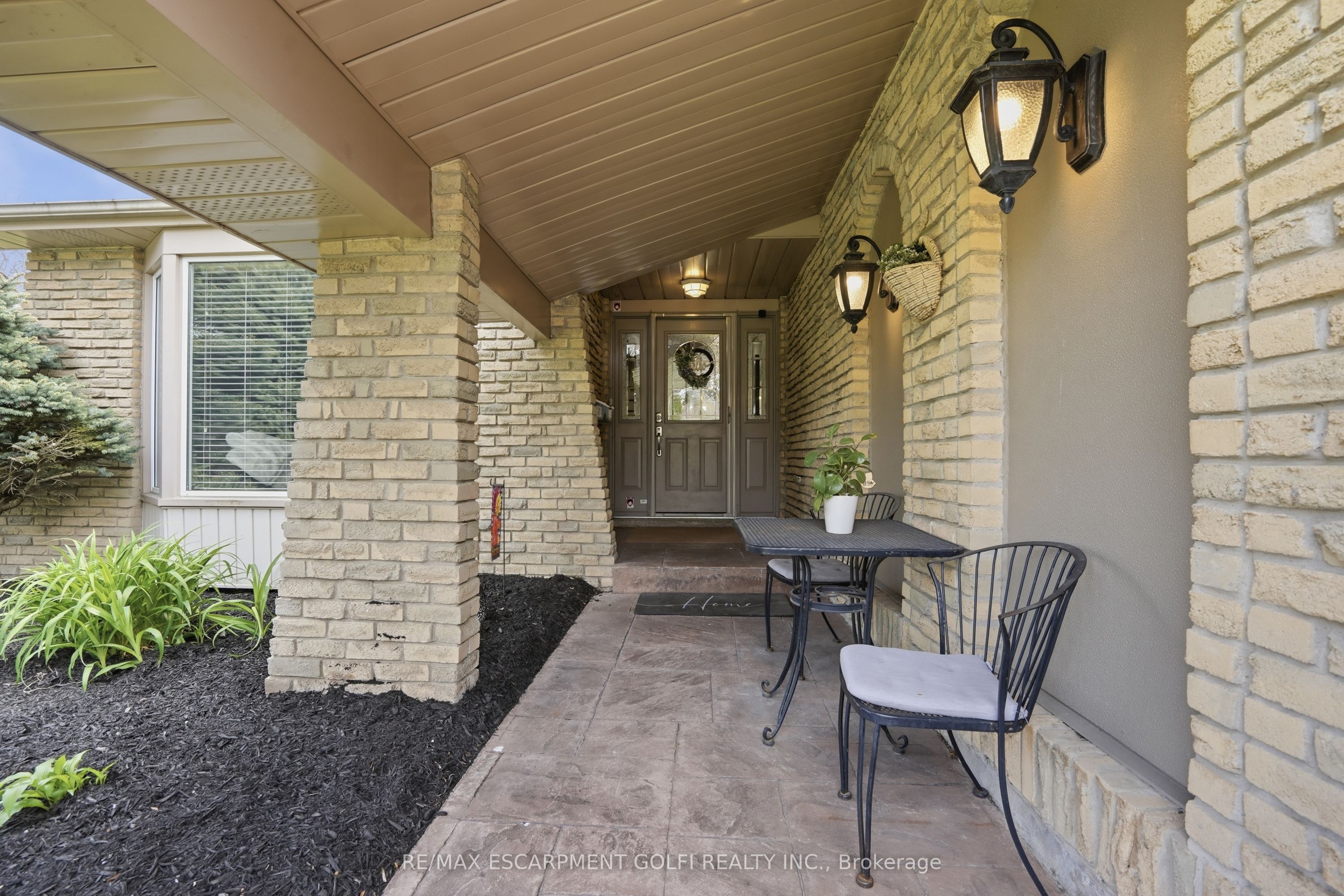 1 Oakmeadow Place, St. Catharines, ON, L2N 5X6 photo 5