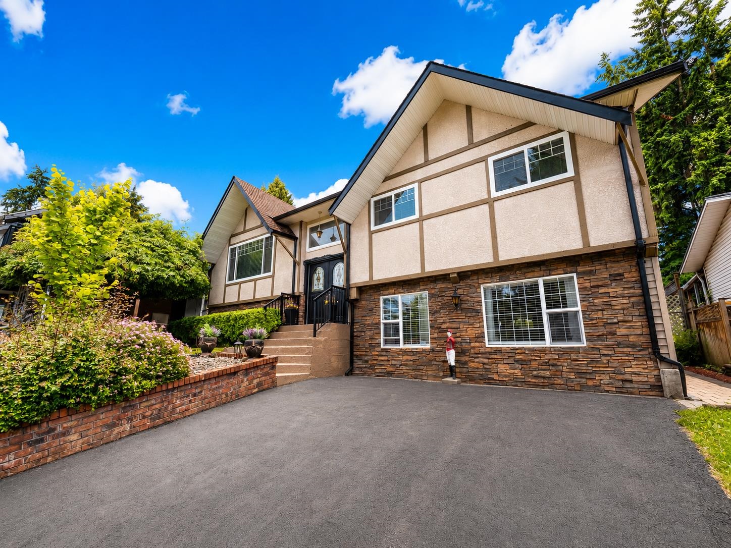 Additional image 3 of 13450 112a Avenue, Surrey, BC, V3R 2G5