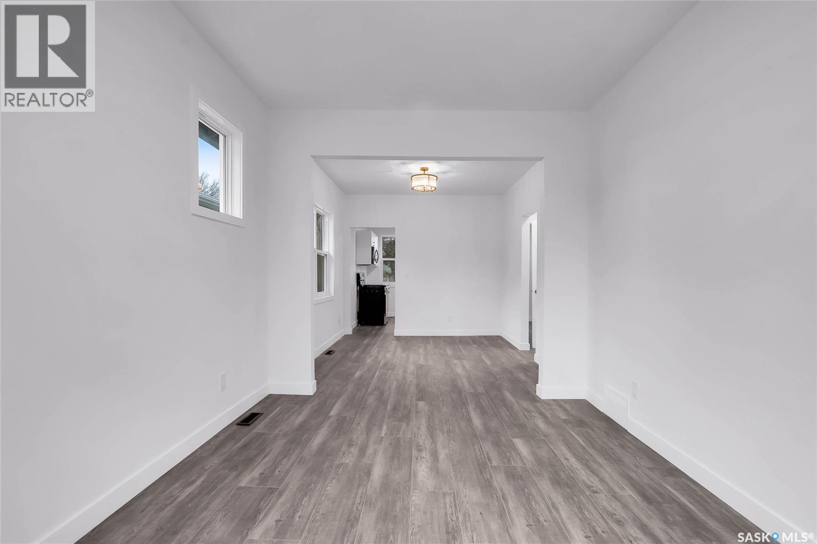 Additional image 5 of 1230 E Avenue N, Saskatoon, SK, S7L1T4