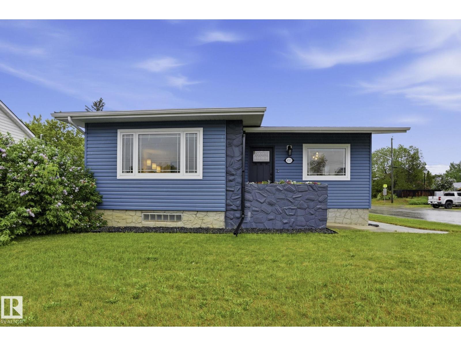 4502 53 Avenue, Leduc, AB, T9E5W3 photo 2