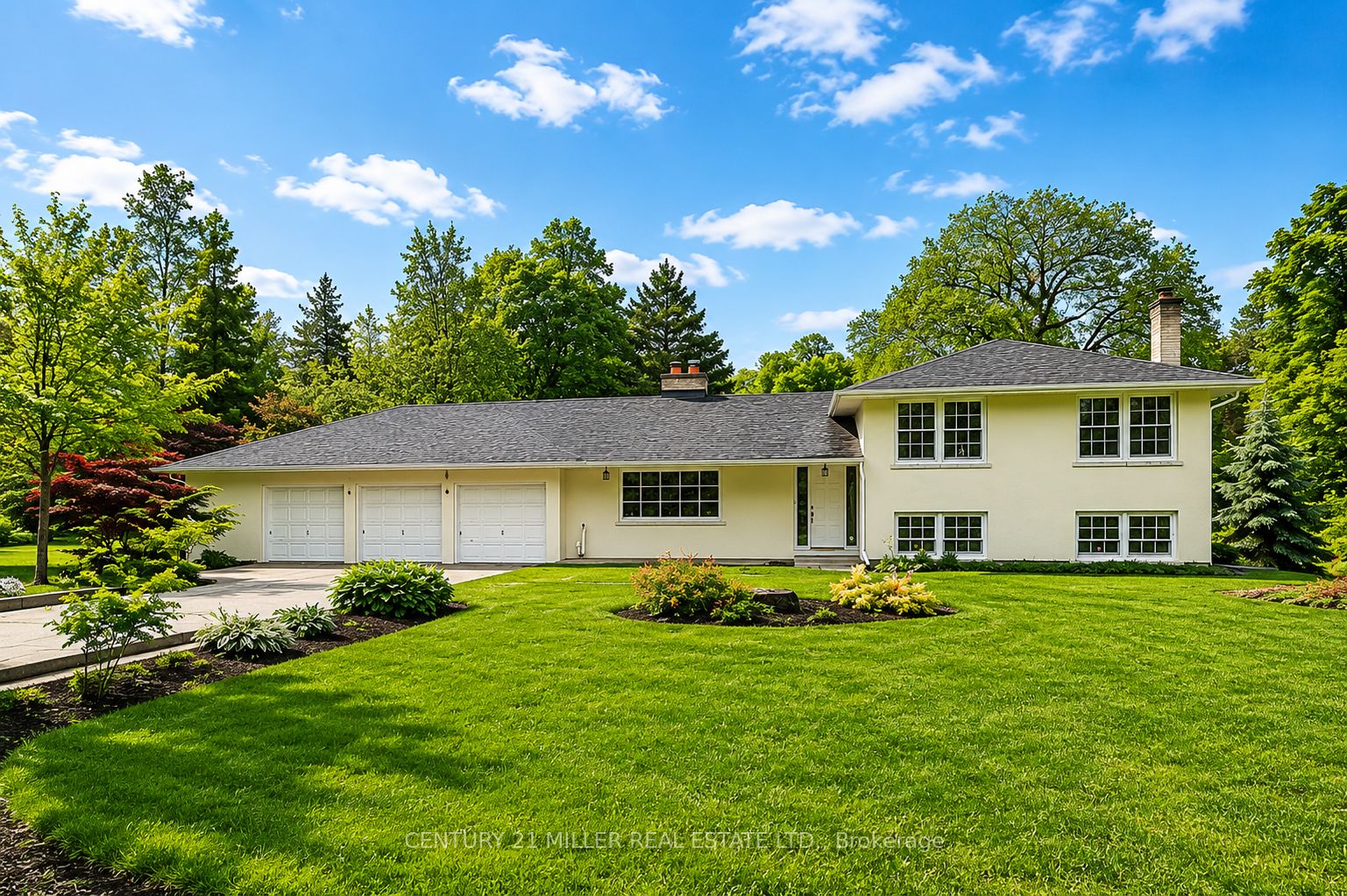 91 Ennisclare Drive E, Oakville, ON, L6J 4N3