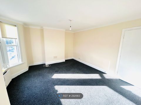 Hockley Avenue, London E6