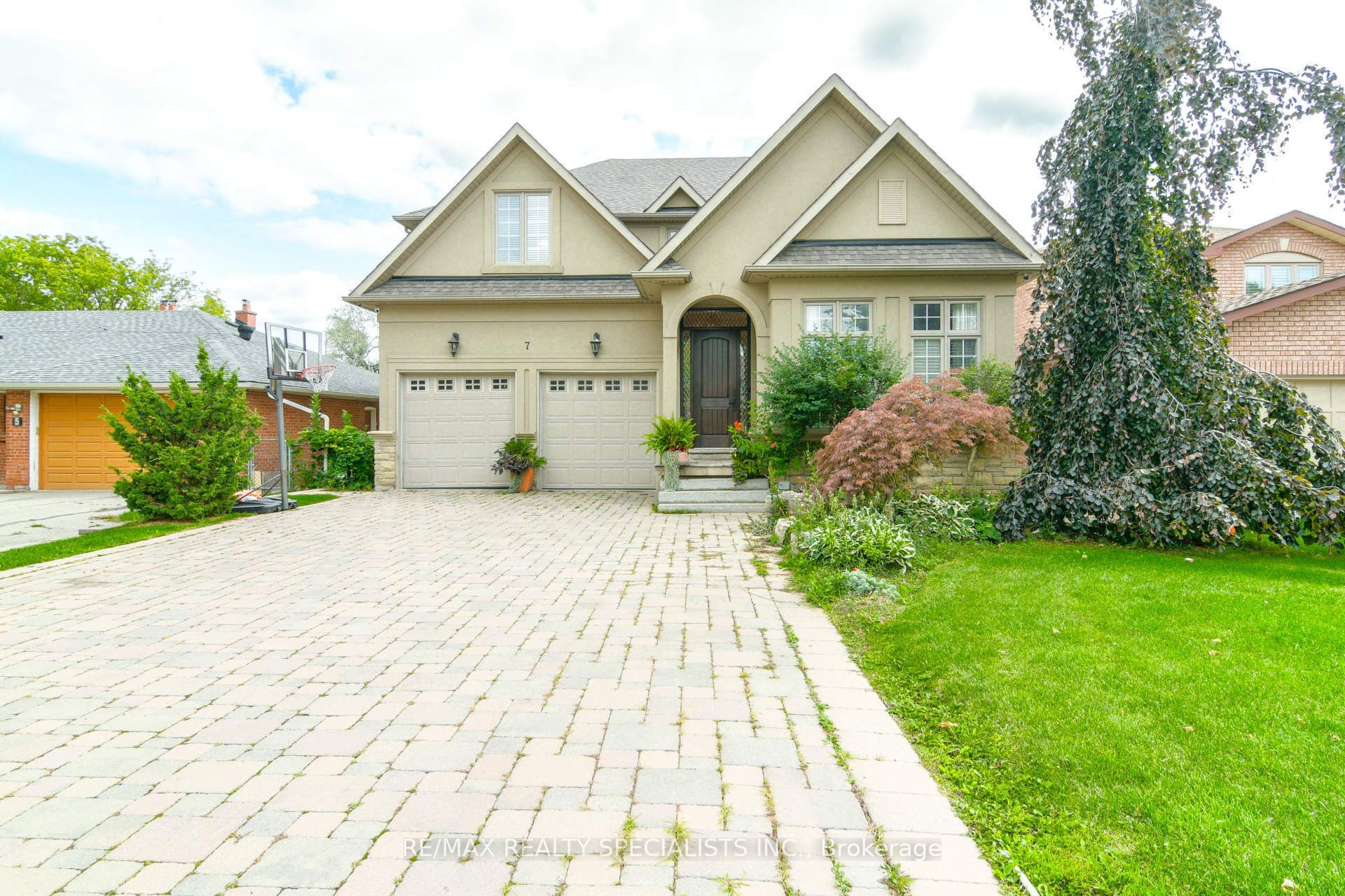 Upper-7 Scott Drive, Richmond Hill, ON, L4C 6V5 photo 2