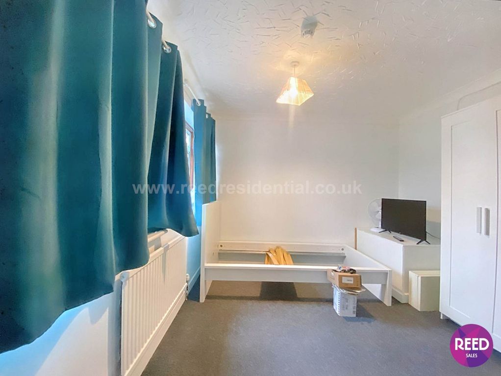 Additional image 14 of 10 bed detached house for saleDorset Gardens, Rochford SS4