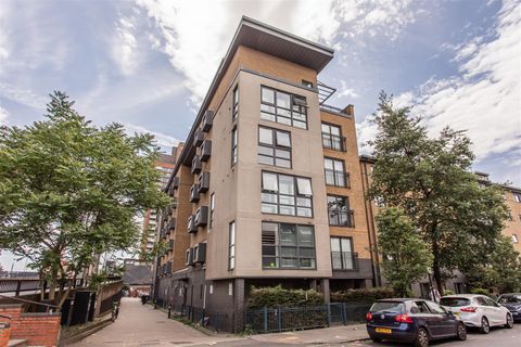 Capulet Square, Bromley By Bow E3