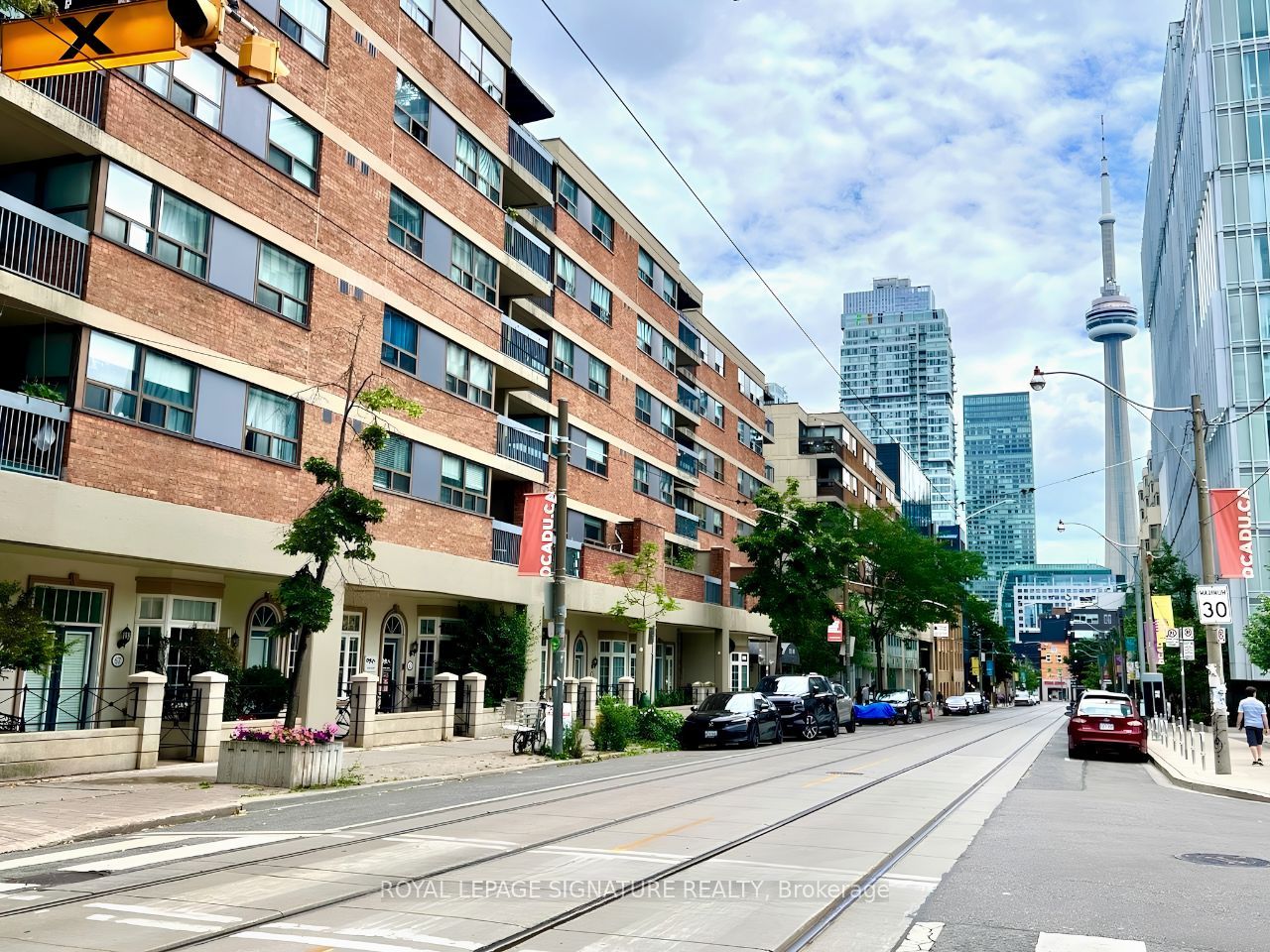 641-53 Mccaul Street, Toronto, ON, M5T 2W9
