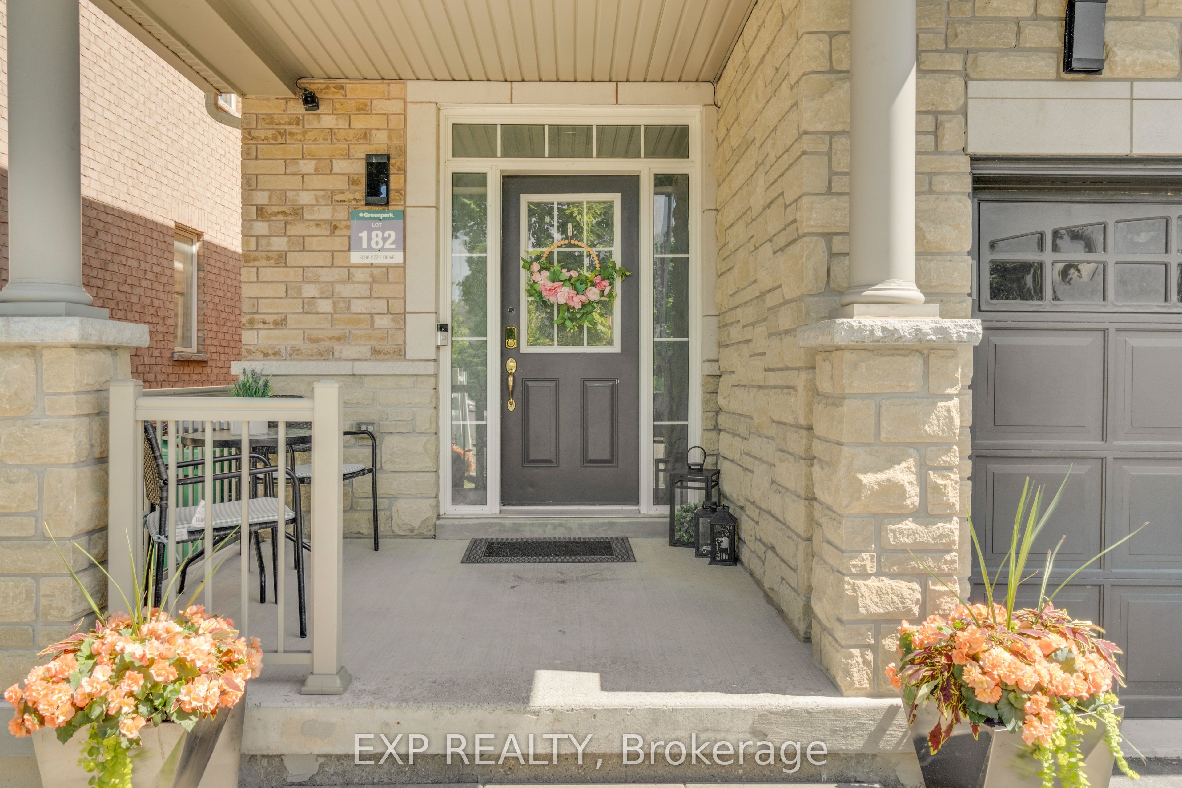 Additional image 2 of 3086 Ozzie Drive, Mississauga, ON, L5M 0V9