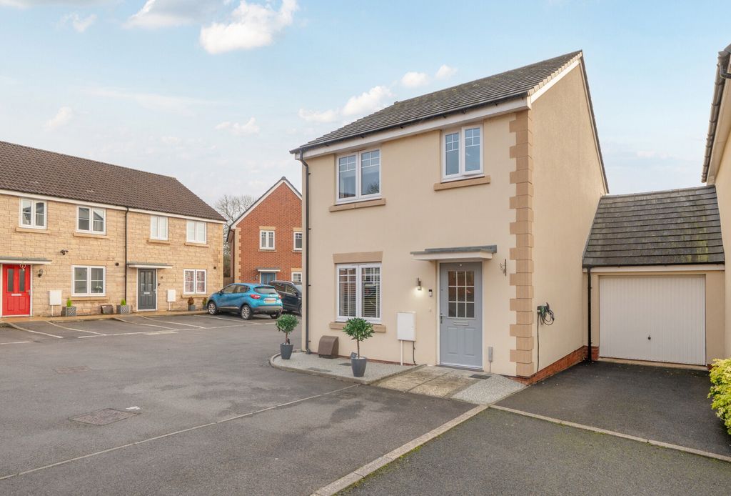 Additional image 11 of 3 bed detached house for saleFisher Close, Midsomer Norton, Radstock, Somerset BA3