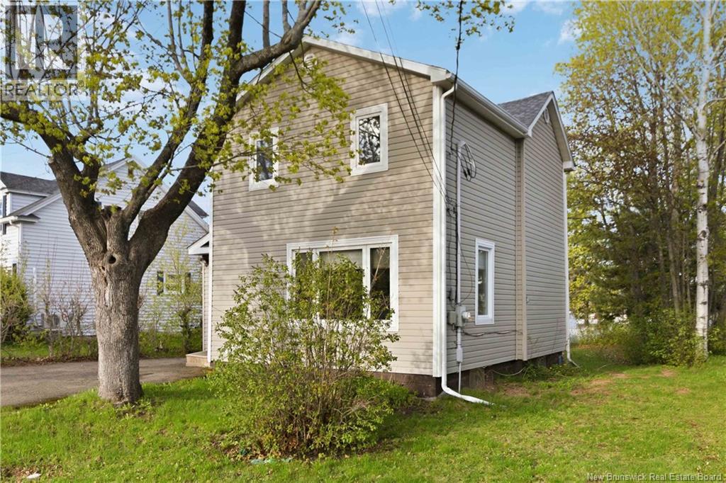 205 Broadway Street, Moncton, NB, E1A3Y3 photo 2