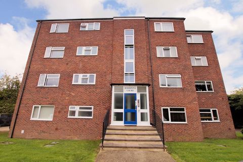 2 Copper Beech Drive, Farlington PO6