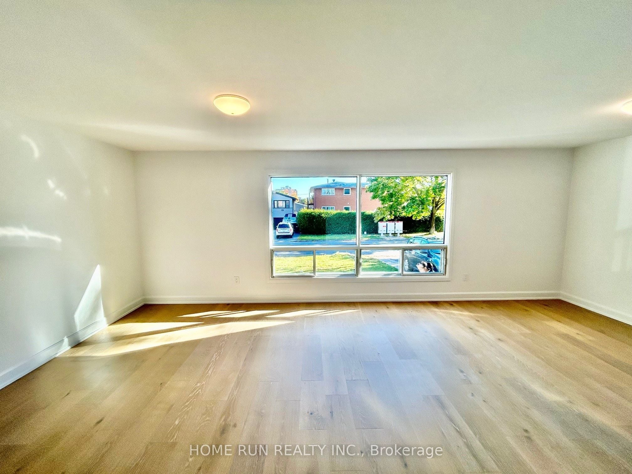 Additional image 2 of 2-1436 Bellamy Street, Ottawa, ON, K2C 1S3