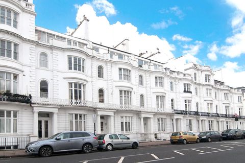 Gloucester Terrace, London W2