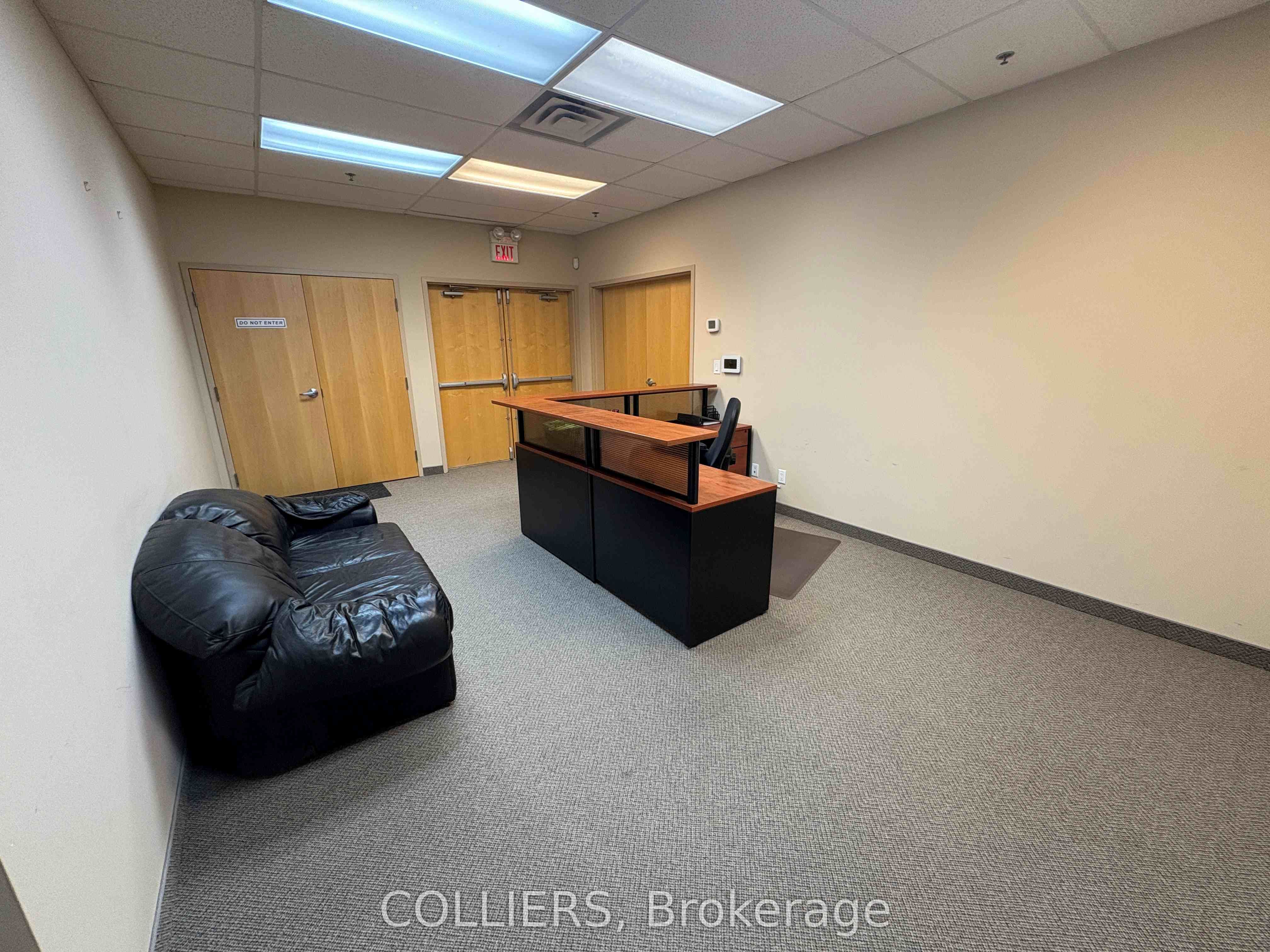 Additional image 3 of Unit 1 - 2nd-159 Don Hillock Drive, Aurora, ON, L4G 0K2