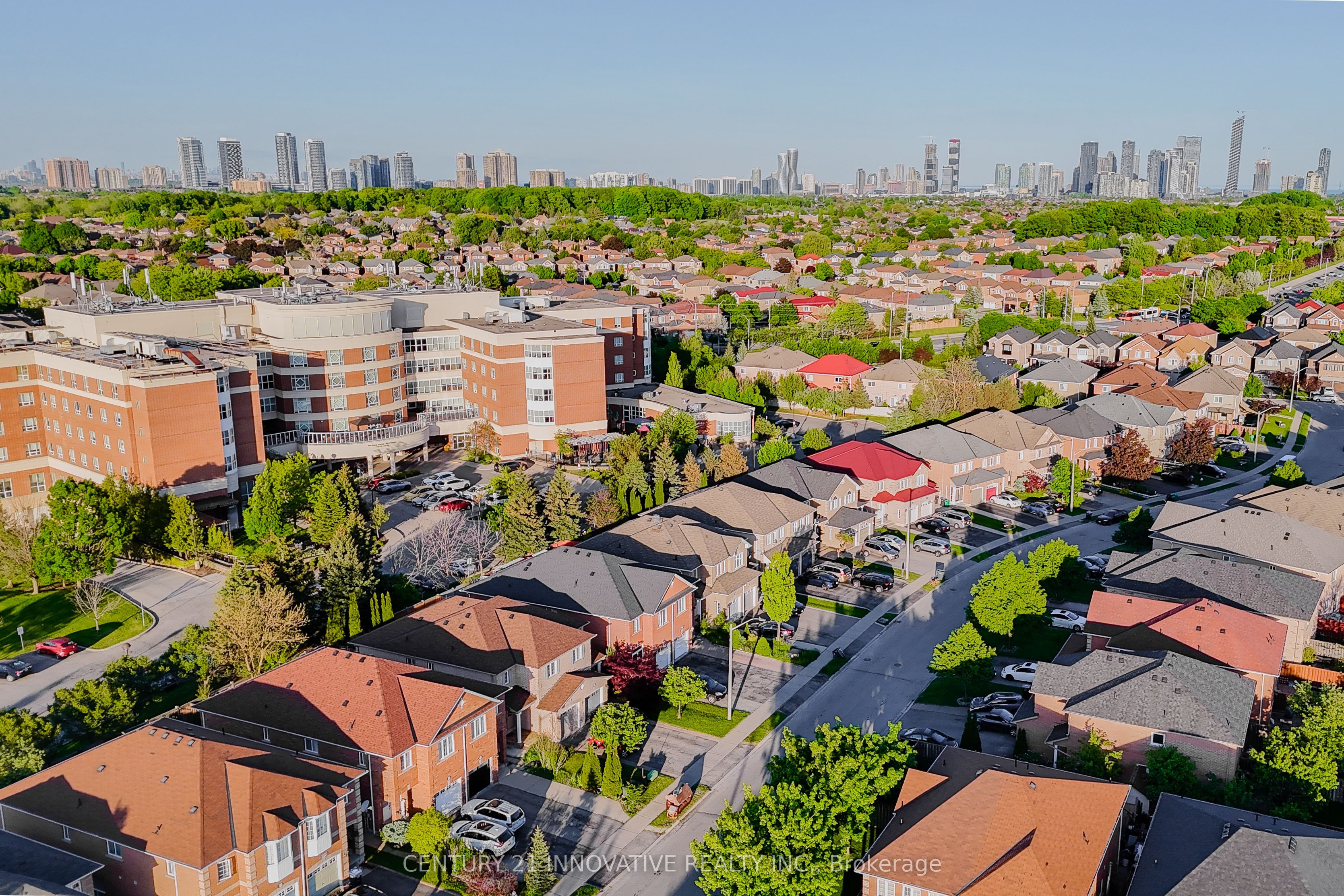 Additional image 2 of 5648 Volpe Avenue, Mississauga, ON, L5V 3A6