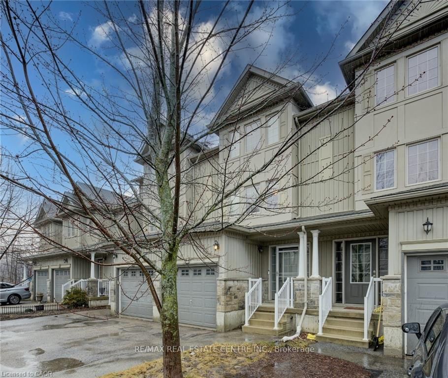 A4-20 David Bergey Drive, Kitchener, ON, N2E 0B1 photo 3