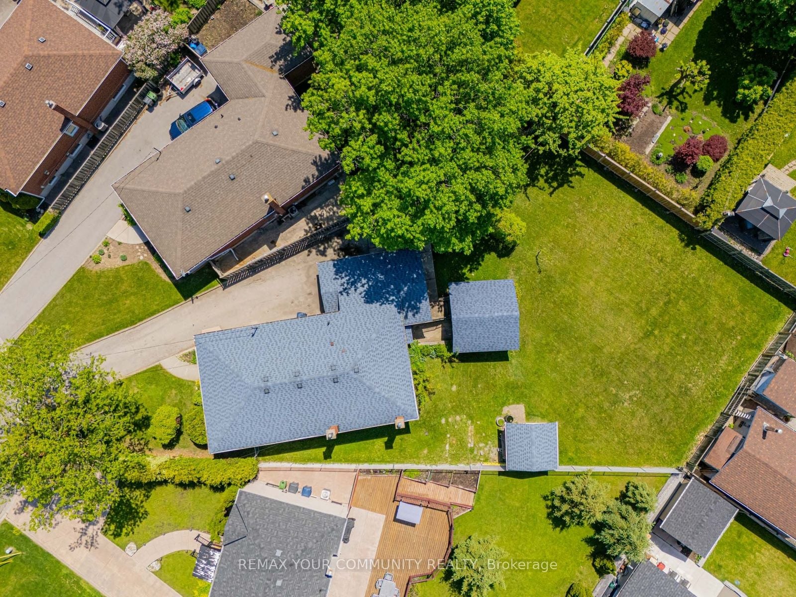 9 Letchworth Crescent, Toronto, ON, M3M 1Y7 photo 3