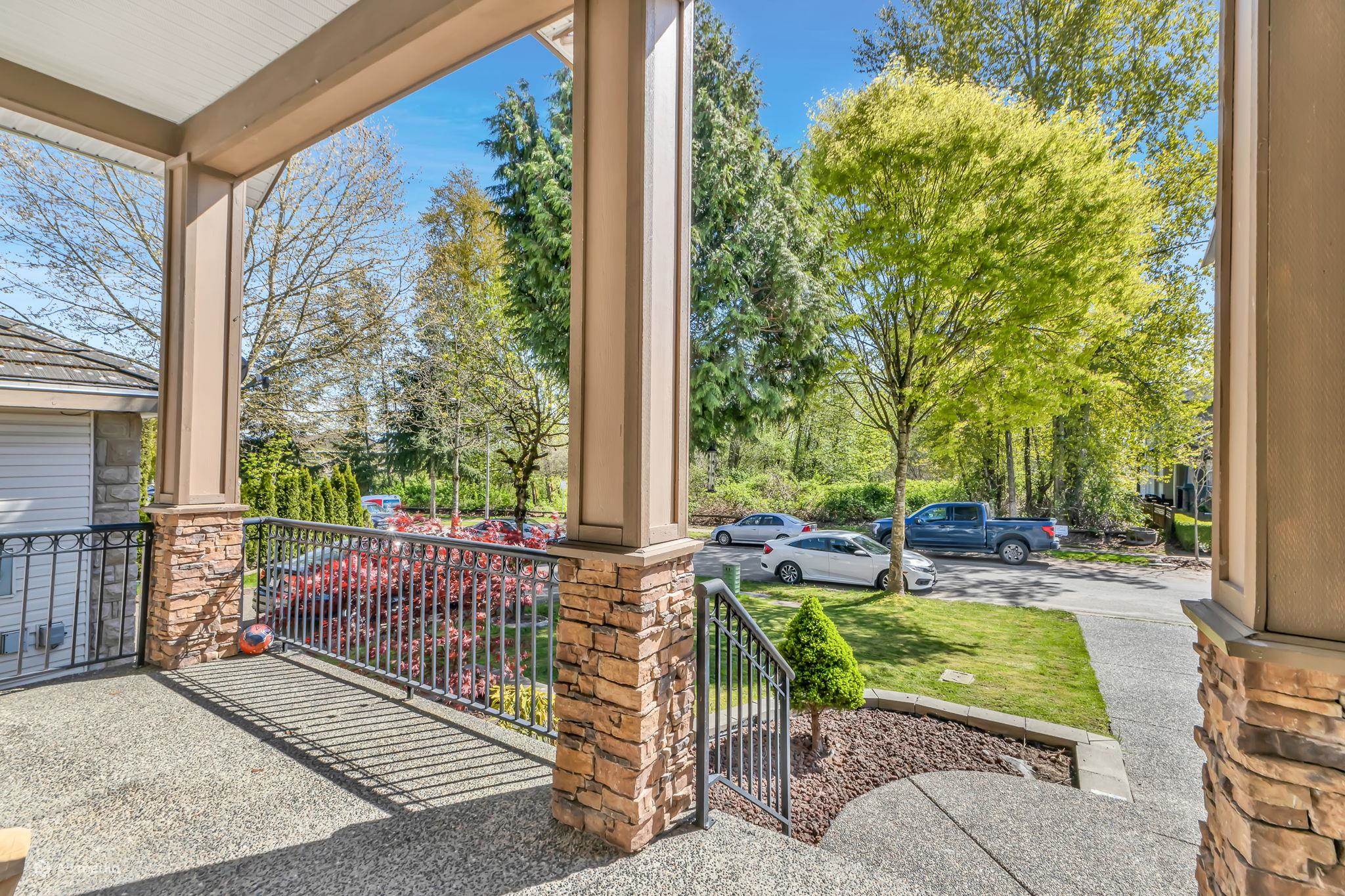 14893 67a Avenue, Surrey, BC, V3S 0P3 photo 4