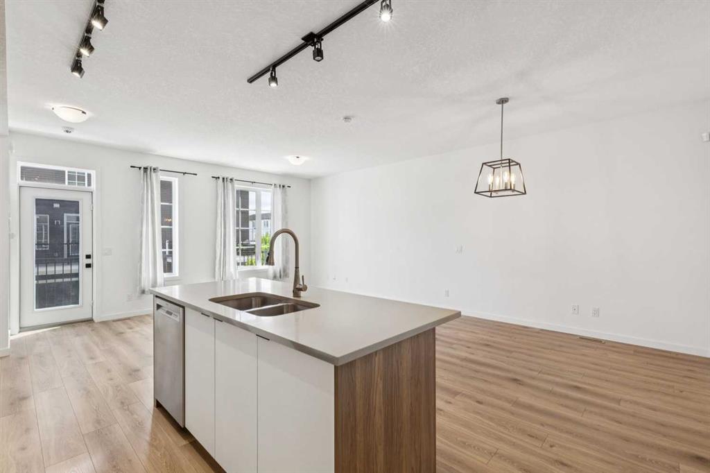 146 Walgrove Common SE, Calgary, AB, T4X 4C2 photo 4