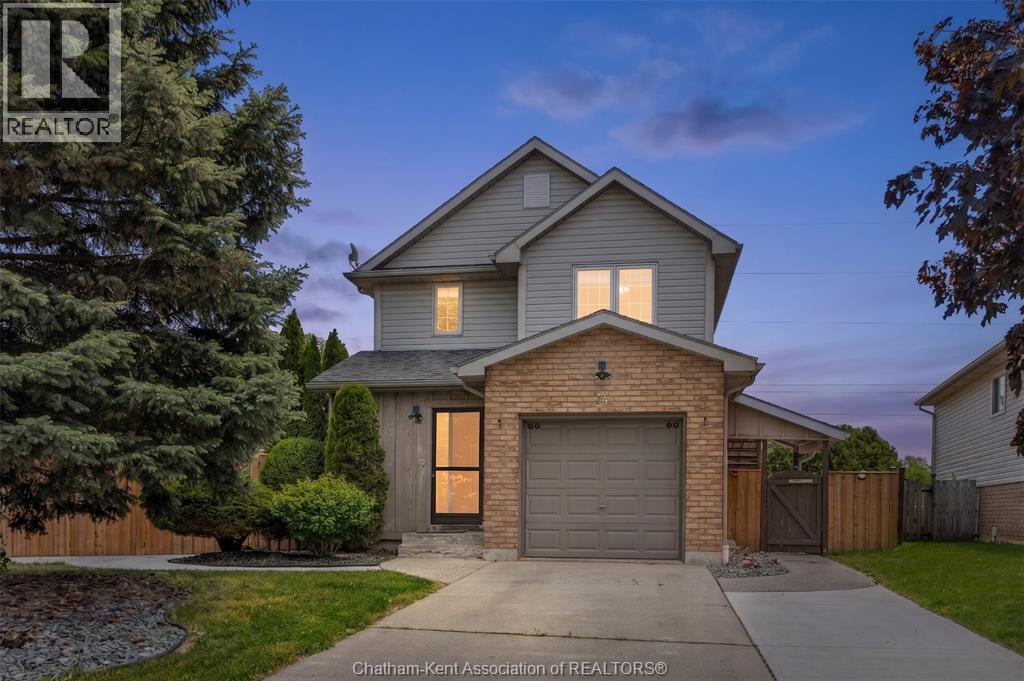 34 Bristol Drive, Chatham, ON, N7M6K1 photo 2