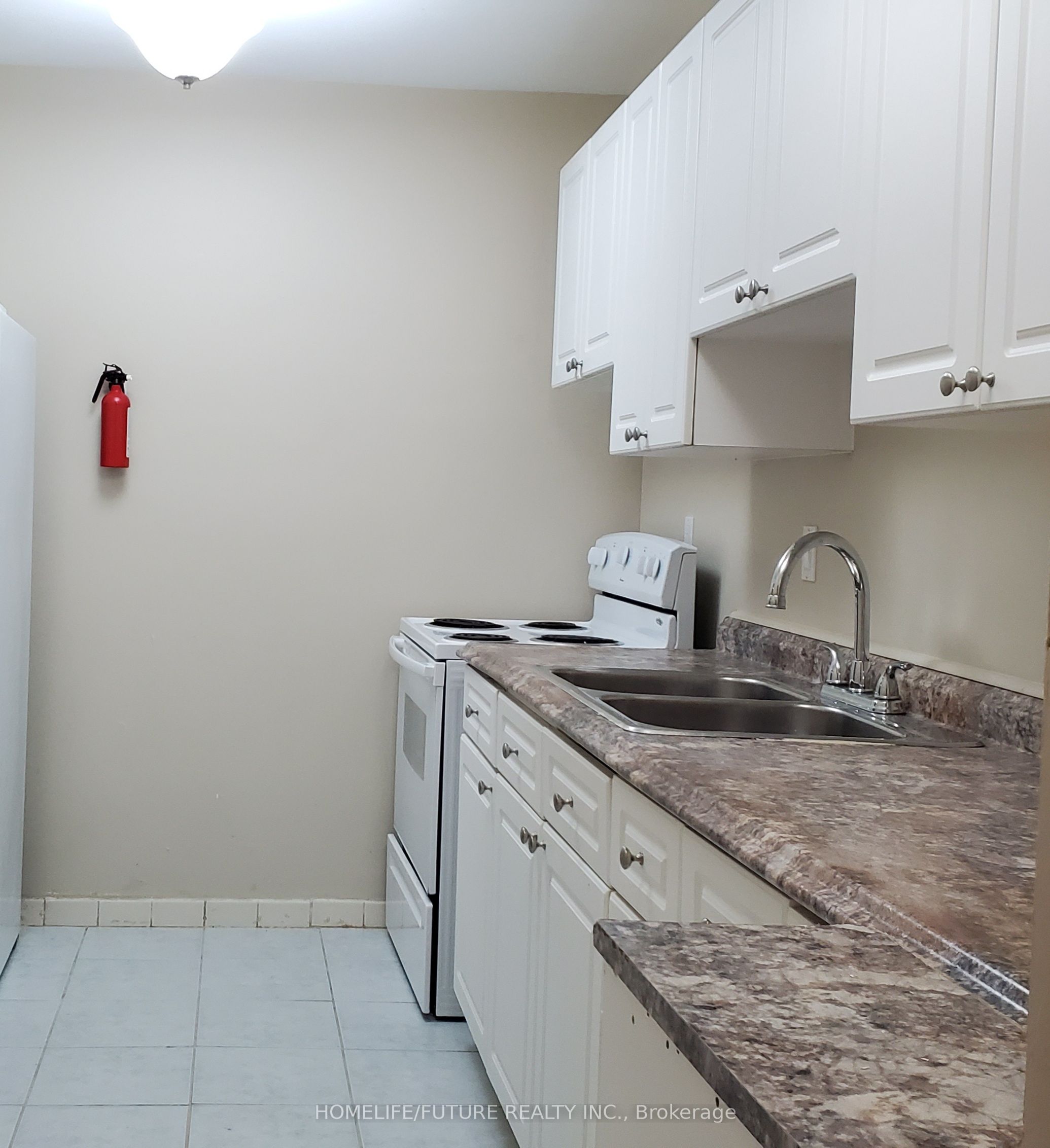 2064-100 Mornelle Court, Toronto, ON, M1E 4X2 photo 5