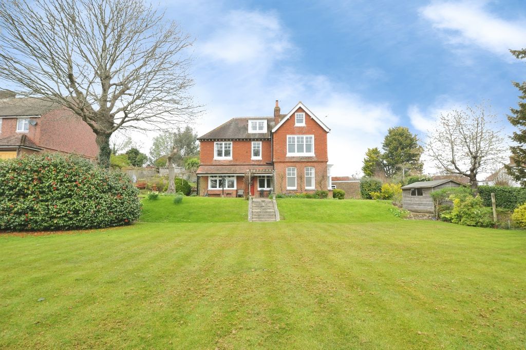 7 bed detached house for saleBellhurst Road, Robertsbridge, East Sussex TN32